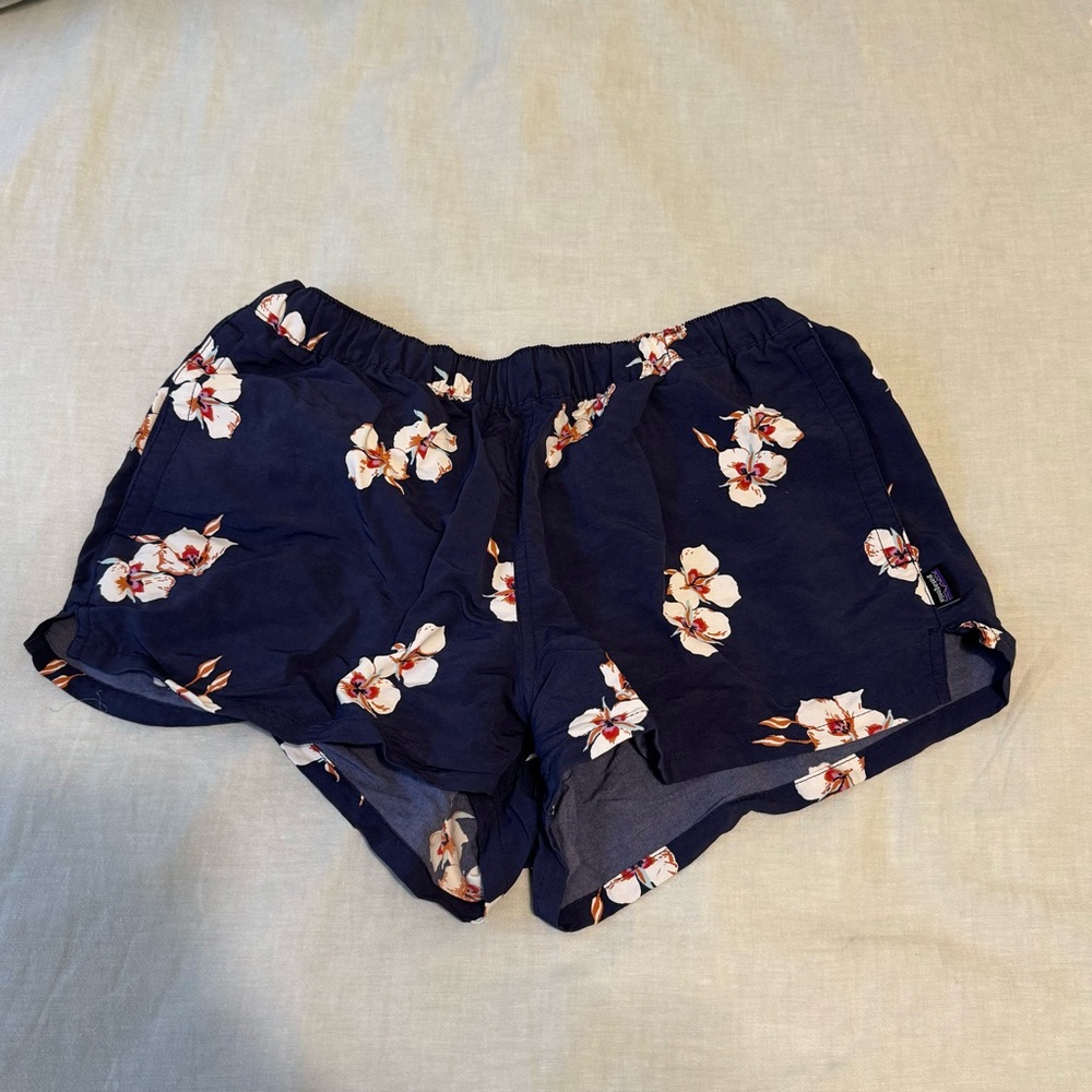 Patagonia barely baggies shorts